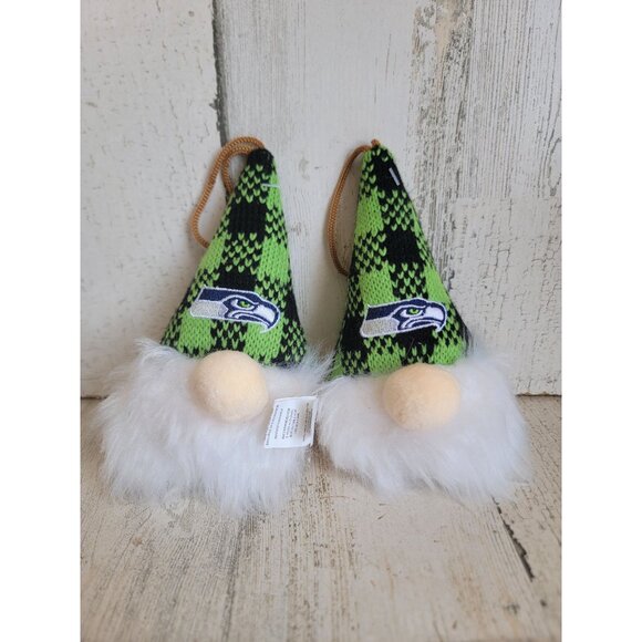 Seattle Hawks green plaid gnome ornament Xmas set football - Picture 1 of 6